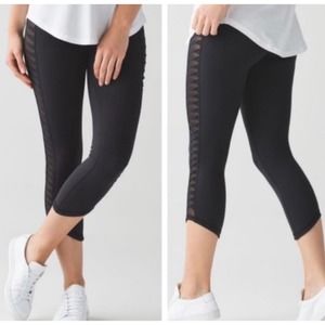 Lululemon Sunshine Salutation Crop Mesh Insert Leggings Size 6